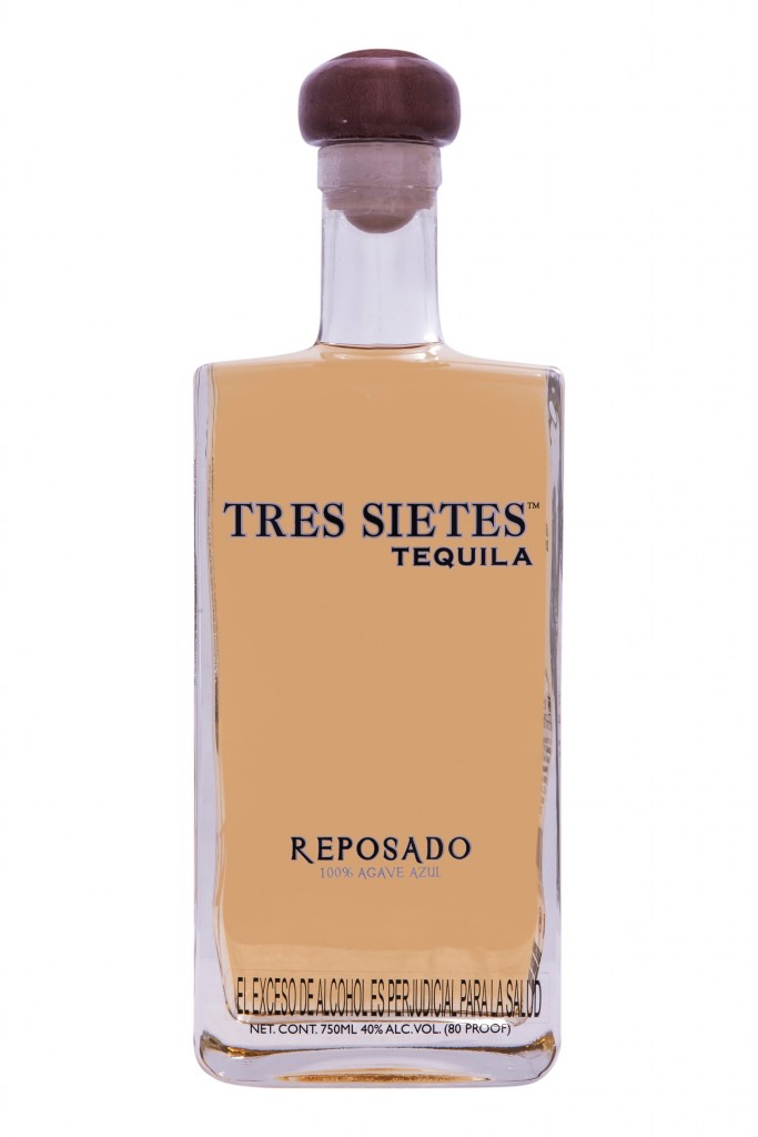 GDC TEQUILA TRES SIETES REPOSADO 750 ML.